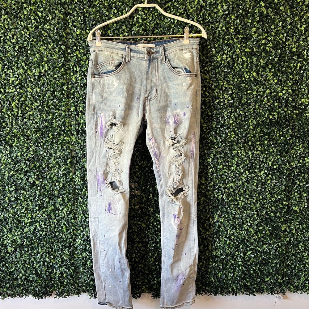Ripped painted jeans